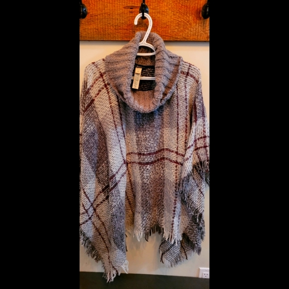 Wrap - Picture 1 of 2